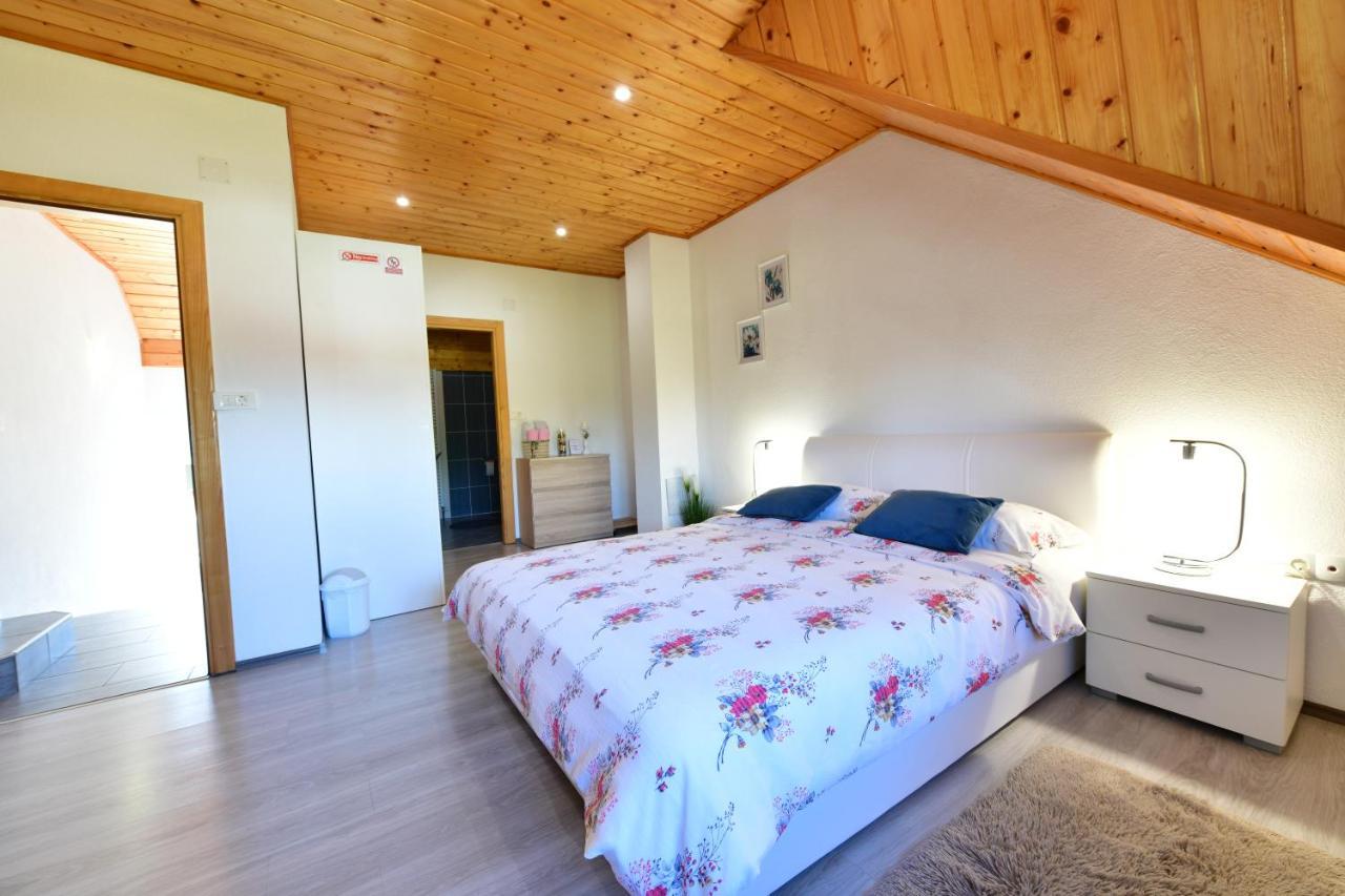 Guest House Jagoda Rakovica Dış mekan fotoğraf