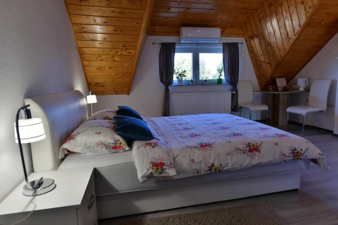 Guest House Jagoda Rakovica Dış mekan fotoğraf
