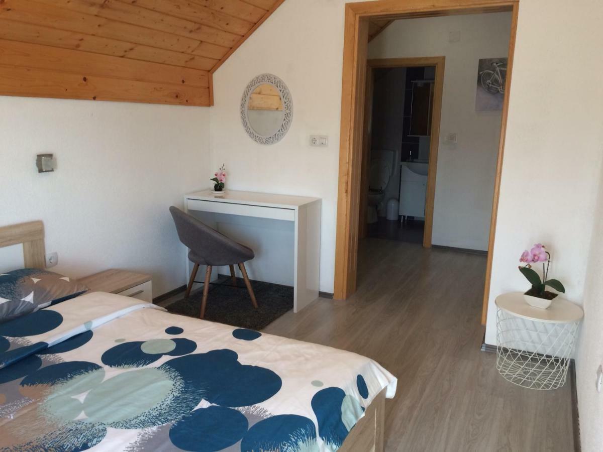 Guest House Jagoda Rakovica Dış mekan fotoğraf